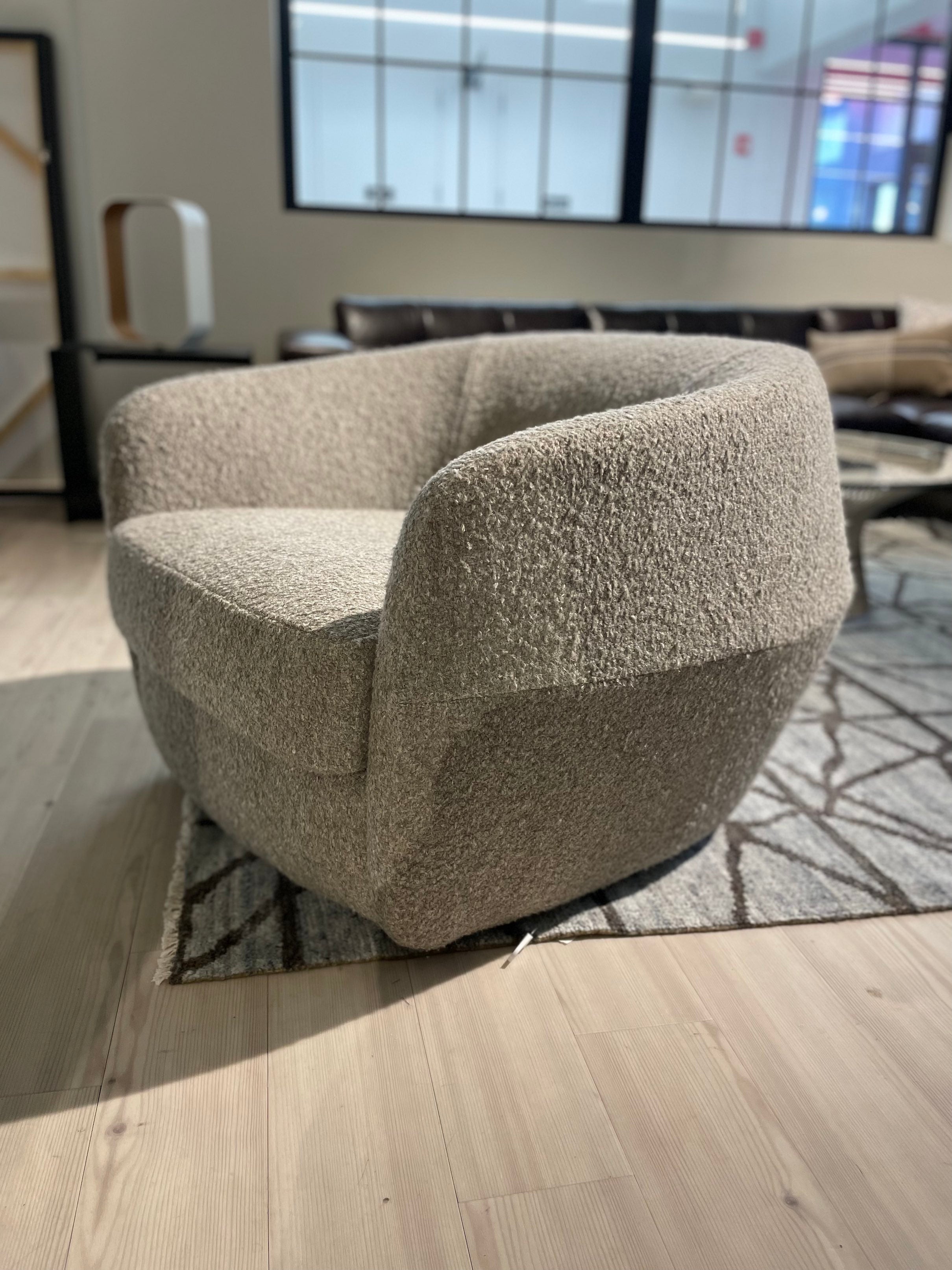 Berger Swivel Chair